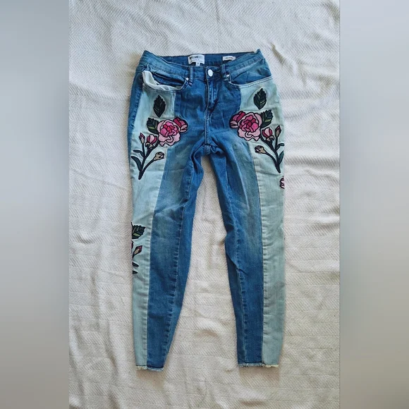 William Rast Denim Pink Floral Jeans - Picture 3 of 6